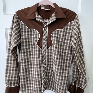 Vintage Chisholm Trail shirt